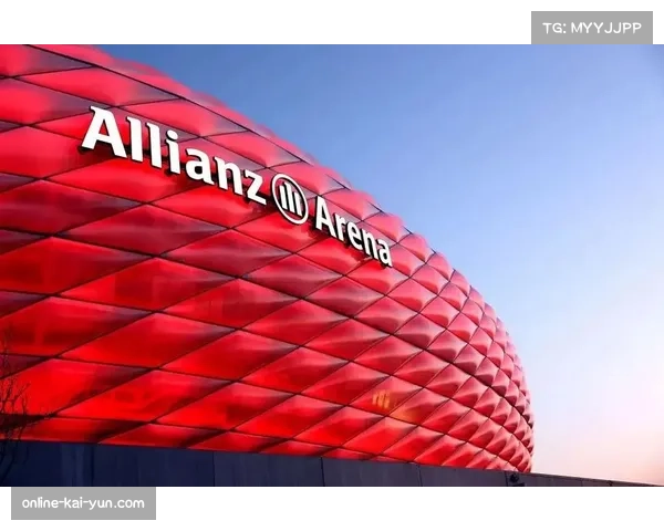 德甲安联球场草皮质量获两队主帅高度评价并赞扬其对比赛的积极影响